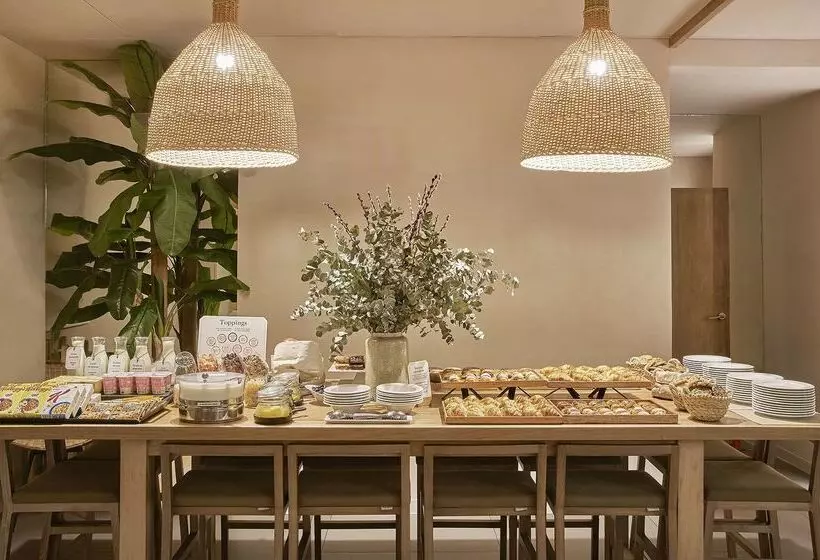 호텔 NH Madrid Balboa