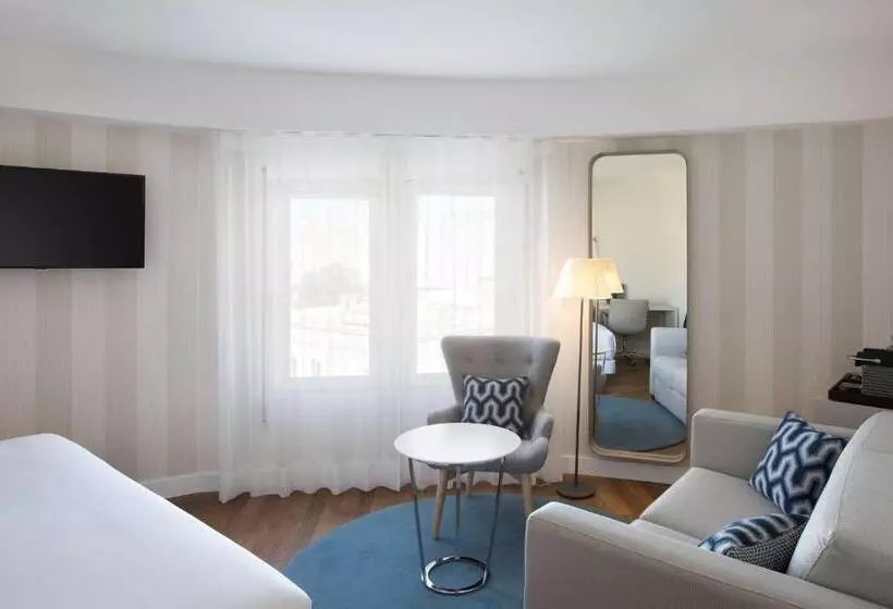 호텔 NH Madrid Balboa