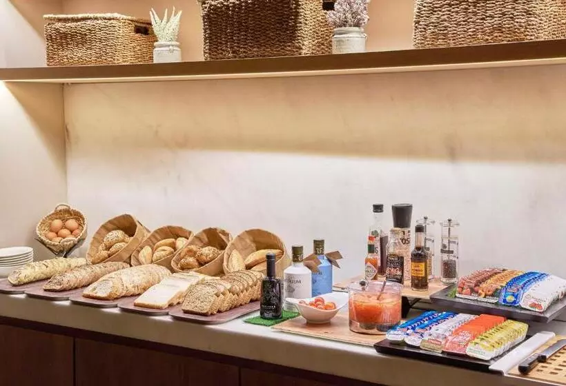 호텔 NH Madrid Balboa