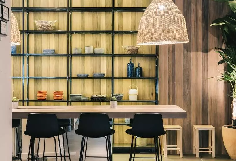 호텔 NH Madrid Balboa