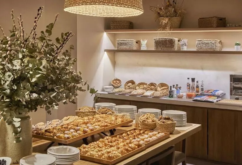 호텔 NH Madrid Balboa