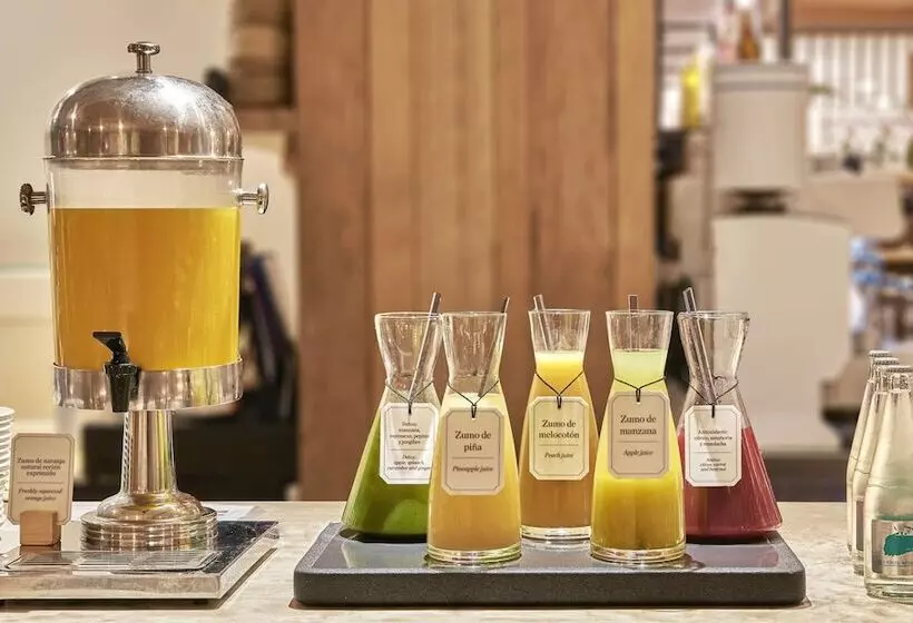 호텔 NH Madrid Balboa