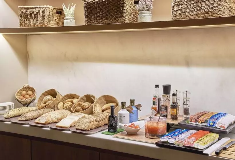 호텔 NH Madrid Balboa