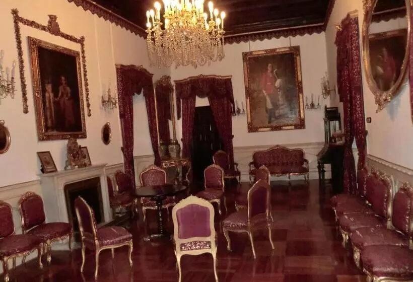 Отель Palacio De La Rambla