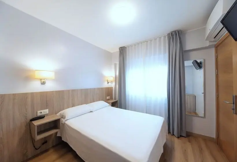 בית מלון כפרי Panton