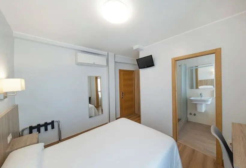 בית מלון כפרי Panton