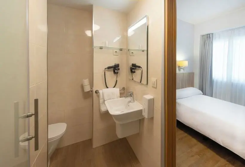 בית מלון כפרי Panton