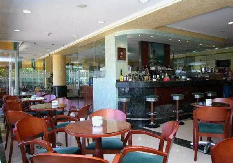 Hotel Piñeiro 2 Estrellas Superior