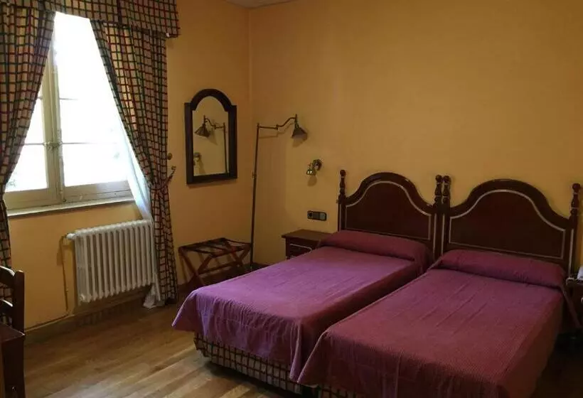 田舎風ホテル Xabier