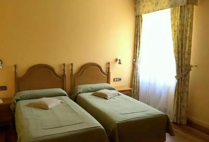 田舎風ホテル Xabier