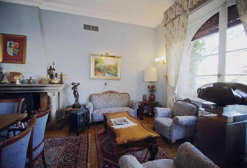 田舎風ホテル Xabier