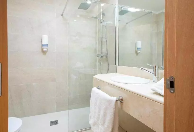 בית מלון כפרי Sancho Ramírez