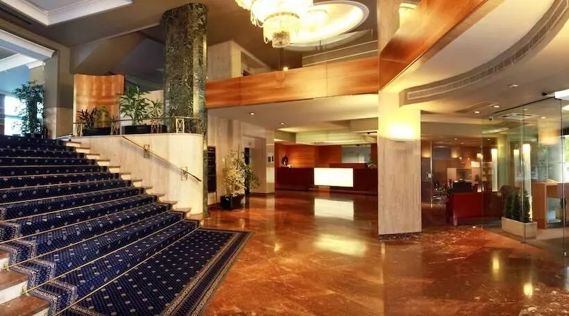 Hotelli Tres Reyes Pamplona