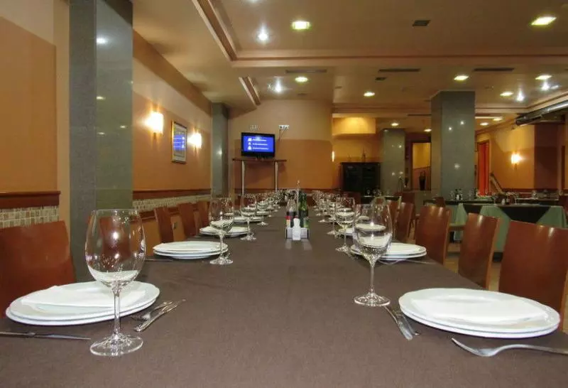 هتل Virgen Del Camino Pontevedra