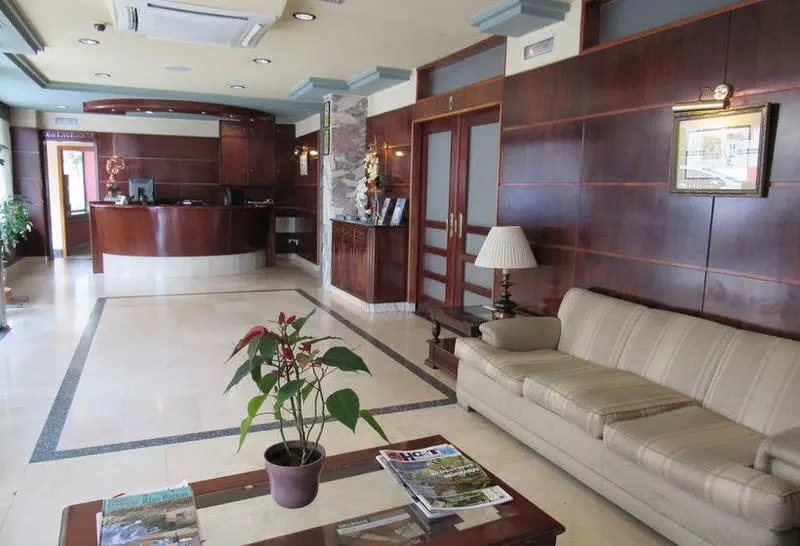 هتل Virgen Del Camino Pontevedra