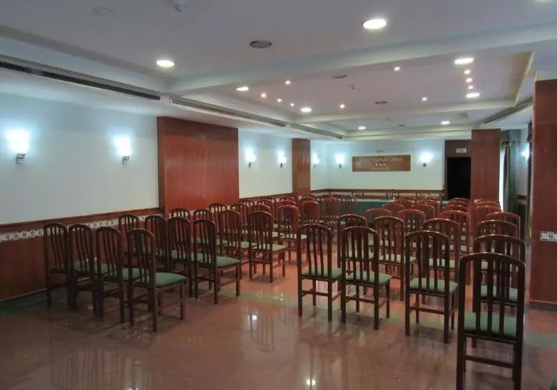 هتل Virgen Del Camino Pontevedra