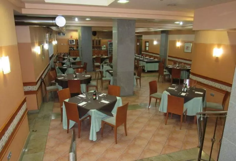 هتل Virgen Del Camino Pontevedra