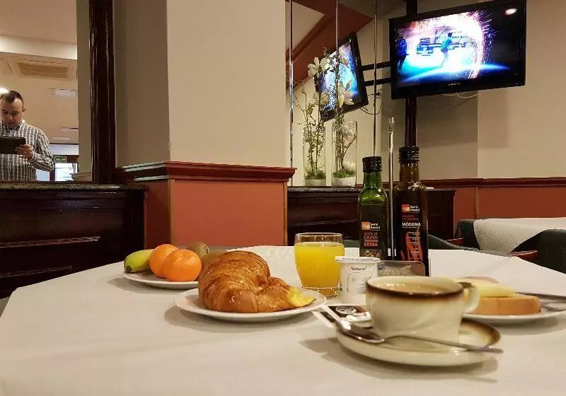 هتل Virgen Del Camino Pontevedra