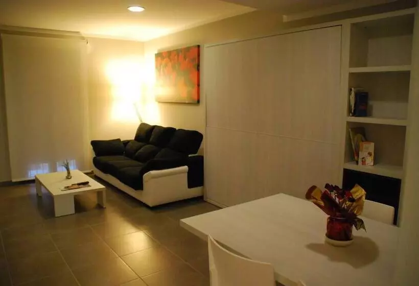 Aparthotel Meseguer