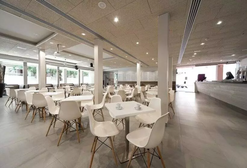 Hotel 4r Miramar Calafell