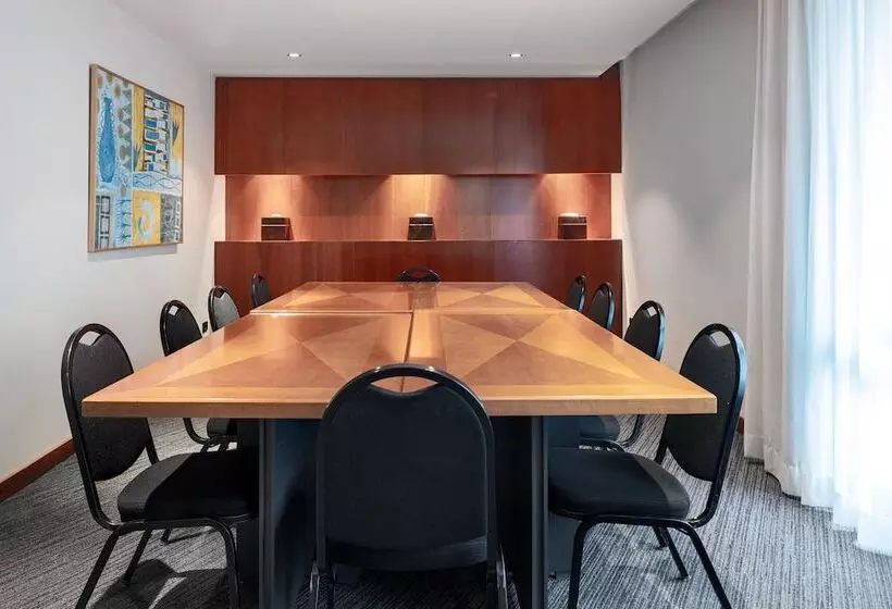 Ac Hotel Málaga Palacio By Marriott