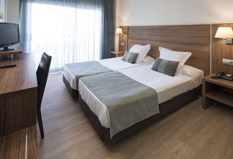 هتل Golden Acqua Salou