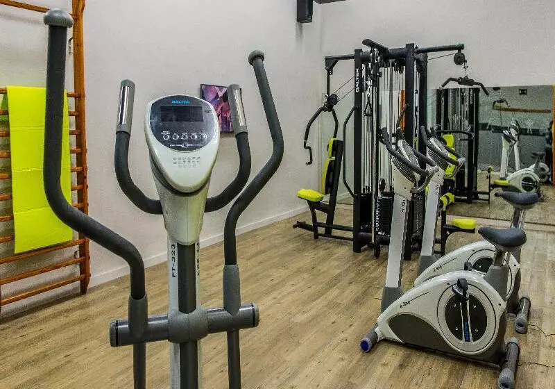 Отель Golden Acqua Salou