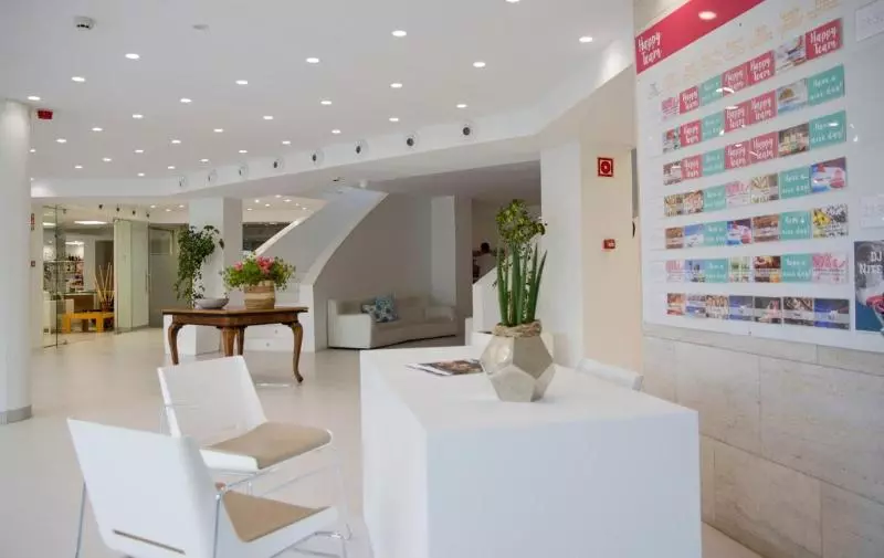 فندق ALEGRIA Fenals Mar