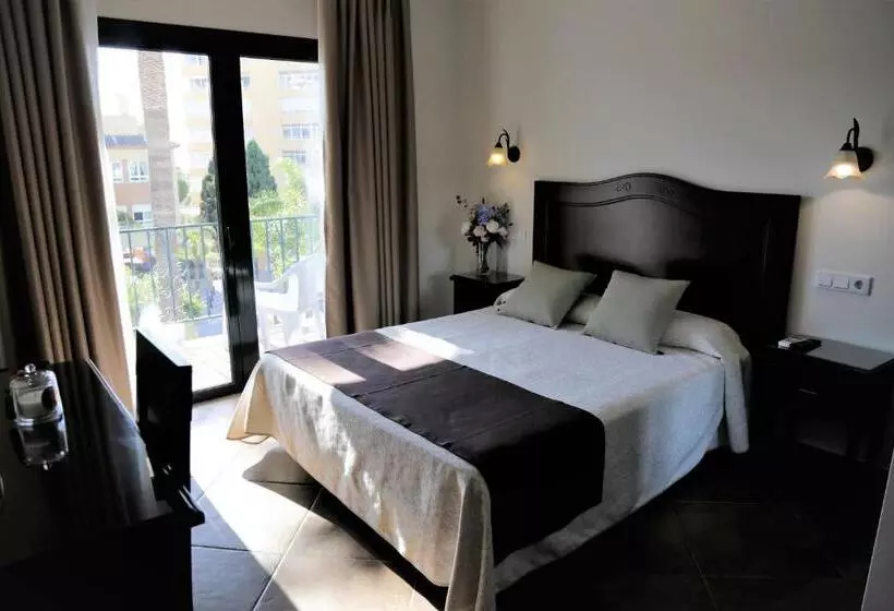 ホテル Arcos De Montemar