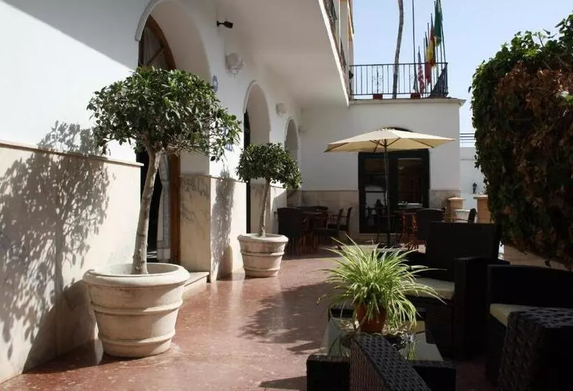 ホテル Arcos De Montemar