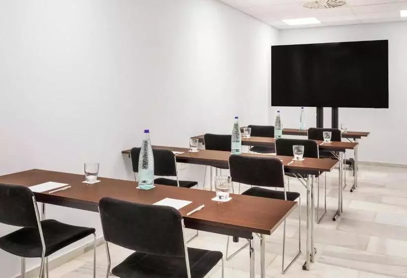 هتل Catalonia Hispalis