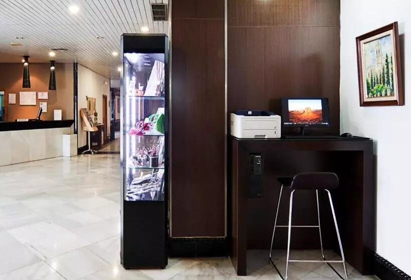 هتل Catalonia Hispalis