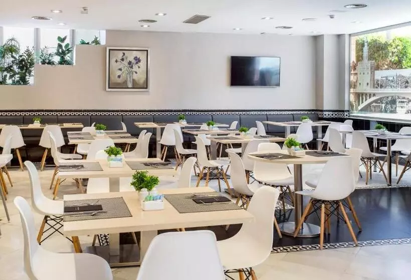 هتل Catalonia Hispalis