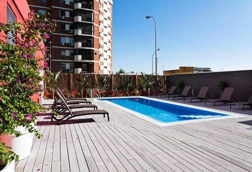 هتل Catalonia Hispalis