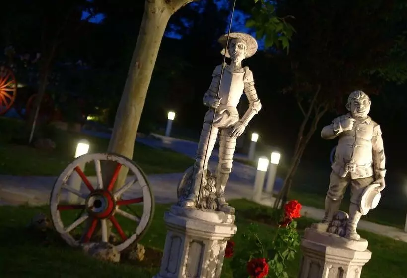 בית מלון כפרי Complejo París