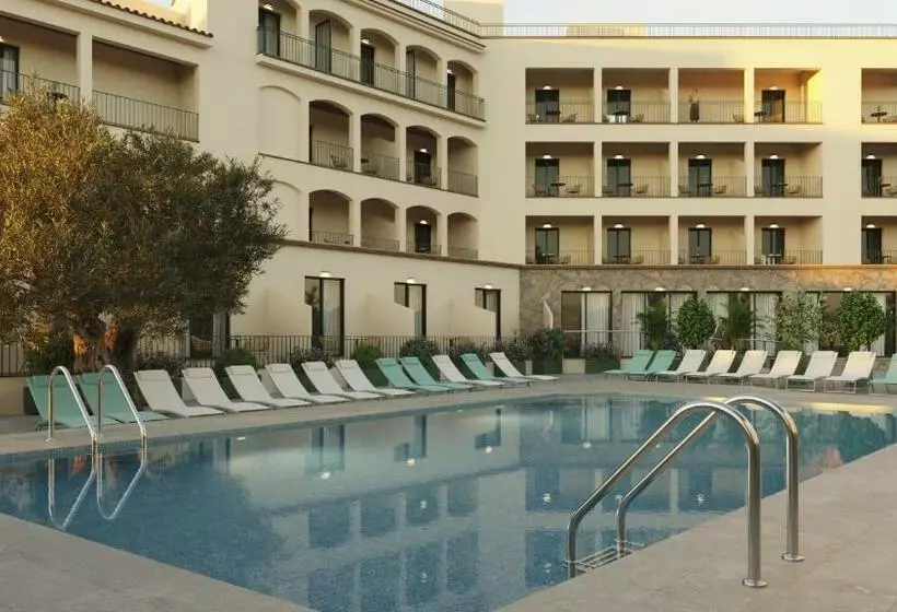 Отель Coral Boutique