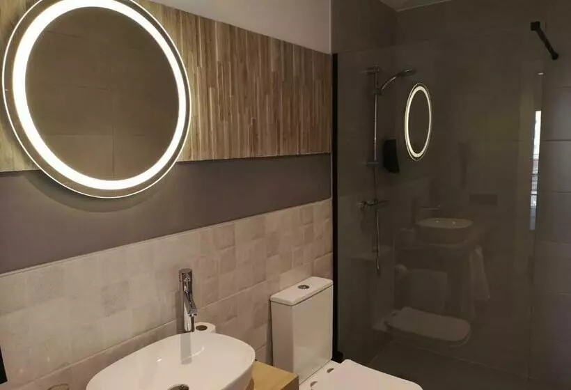 Отель Coral Boutique