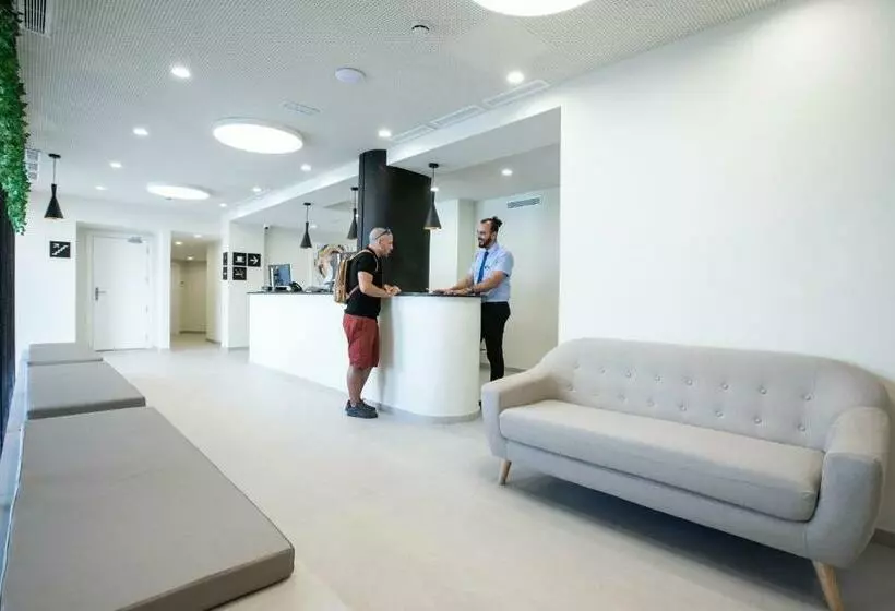 Отель Coral Boutique