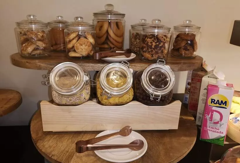 Отель Coral Boutique