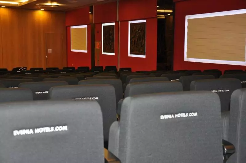 هتل Evenia Olympic Garden