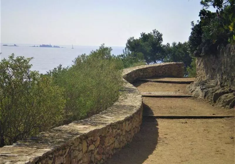 هتل Evenia Olympic Garden