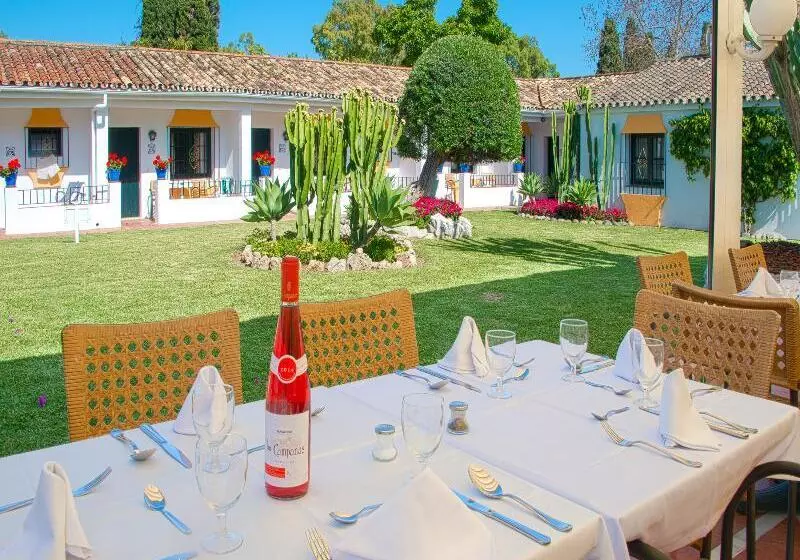 בית מלון כפרי Globales Pueblo Andaluz