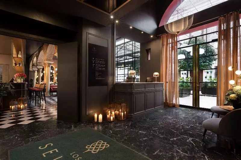 هتل Los Seises Sevilla, A Tribute Portfolio