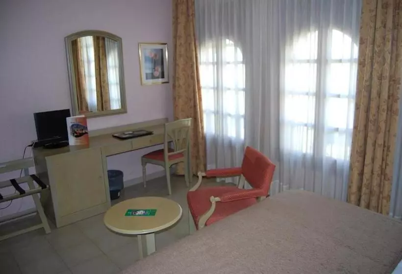 Hotel Masia Del Cadet