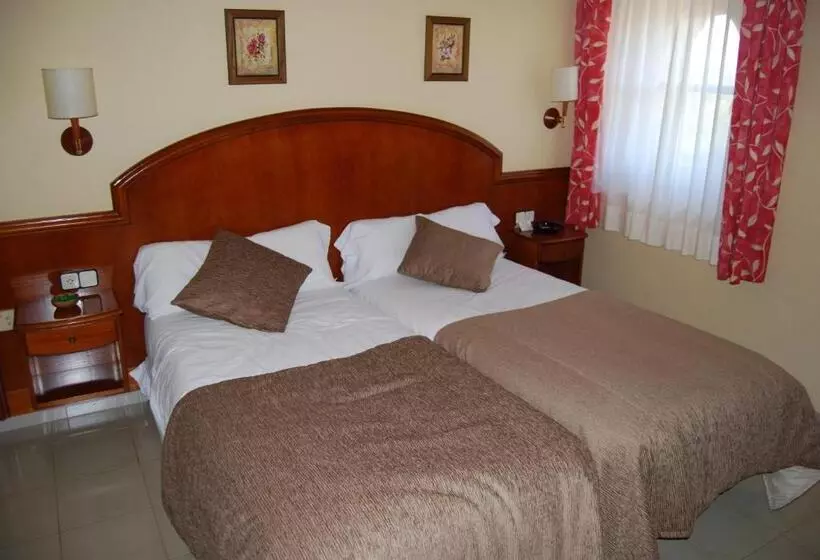 Hotel Masia Del Cadet