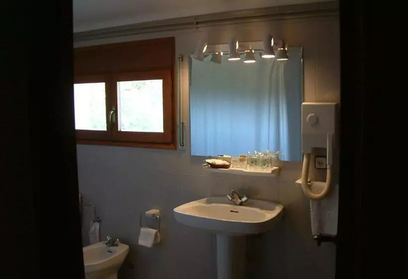 Hotel Masia Del Cadet