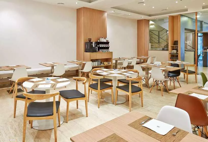 Hotel NH Bilbao Deusto