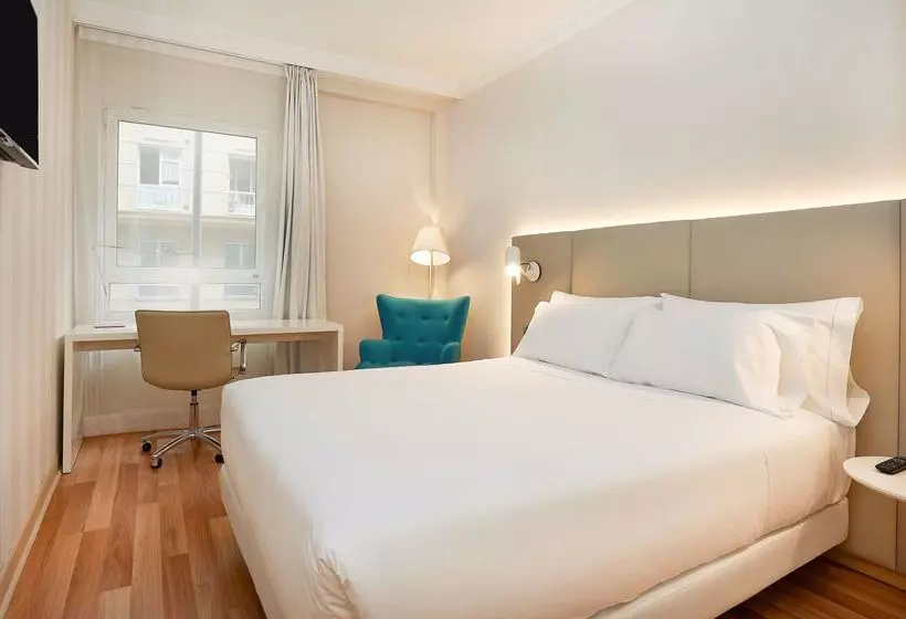 Hotel NH Bilbao Deusto