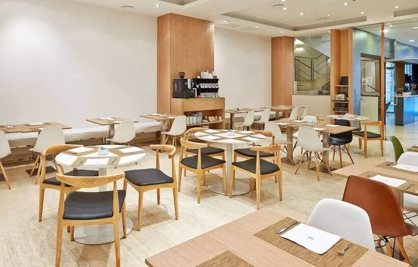 Hotel NH Bilbao Deusto