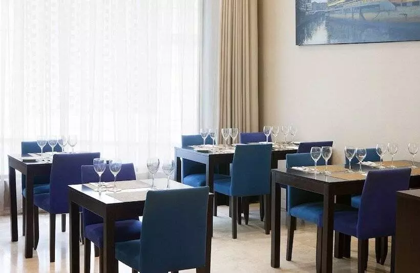 Hotel NH Bilbao Deusto